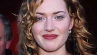 Kate Winslet pun mendapat nominasi untuk kategori Best Actress buat penampilannya sebagai Rose di Titanic. (Foto: WireImage/KMazur) 