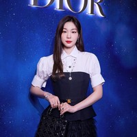 Kim Yuna adalah mantan atlet skater yang mengharumkan nama Korea Selatan. Dia meraih medali emas dari kejuaraan internasional sejak berumur 12 tahun. Meskipun sudah pensiun, Kim Yuna mendapat penghasilan dari iklan dengan bayaran mencapai Rp 16 miliar per iklan. Foto: dok. Instagram @kimyuna