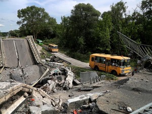 Jenderal Ukraina Endus Upaya Militer Rusia Mengepung Kharkiv