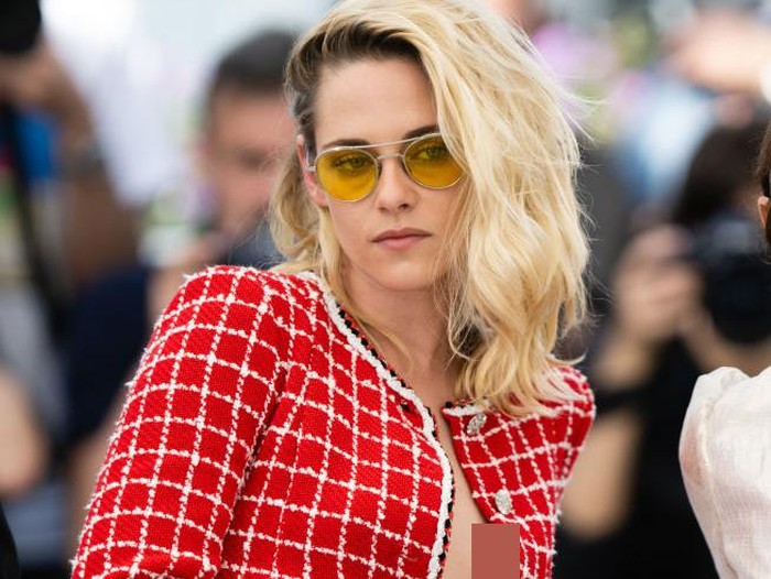 Kristen Stewart menghadiri photocall promosi filmnya 