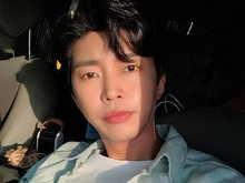 Unik! Lim Young Woong Buka Booth Penitipan Roti di Konser Daejeon