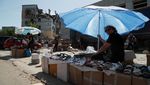 Wajah-wajah Lesu di Kota Mariupol yang Dikuasai Rusia