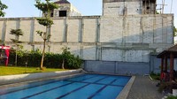 Anggota Komisi D DPRD DKI Jakarta dari Fraksi PSI lakukan Sosperda soal Tata Ruang, sosperda dilakukan langsung di lokasi yang bermasalah di Kelurahan Pesanggrahan dimana sebelumnya ada aduan warga soal pembangunan cluster yang melanggar tata ruang yang merugikan warga di jalan nuri kelurahan pesanggarahan. Setelah melihat secara langsung pelanggaran bangunan yang terjadi di lokasi, August berjanji dalam waktu dekat pihaknya akan melakukan sidak sebagai tindaklanjut kegiatan sosialisasi Perda (Sosperda) yang dilakukannya. 