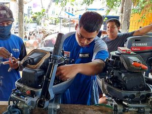 Pelatihan Perbaikan dan Servis Mesin Kapal untuk Nelayan