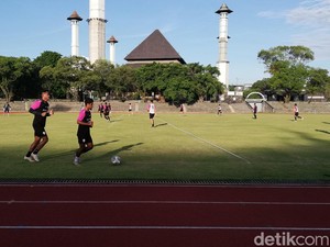 Sejumlah Nama Muncul Jadi Kandidat Pelatih Persis Solo
