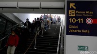 Tidak hanya rute Bogor, KRL Cikarang/Bekasi pun akan dialihkan. Tidak ada lagi rute Stasiun Cikarang/Bekasi ke arah Stasiun Jakarta Kota. Dari Stasiun Cikarang/Bekasi rutenya akan memutar ke arah Sudirman, Tanah Abang, Duri, Kampung Bandan, Jatinegara, dan kembali ke Cikarang.