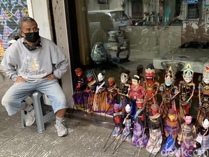Romantika Ramdan, Wayang Golek dan Jalan Braga
