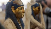 Untuk diketahui, Saqqara yang berada di selatan Piramida Giza menjadi salah satu lokasi yang difokuskan oleh para arkeolog untuk mencari artefak Mesir Kuno. Misi penemuan arkeologis di wilayah itu telah berlangsung sejak 2018.