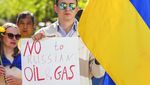 Demontrasi Tolak Migas Rusia Warnai Pertemuan Uni Eropa