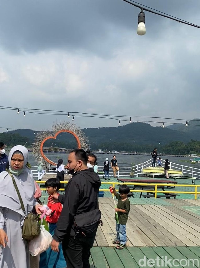 Saung Apung Napak Sancang Saung Apung Napak Sancang