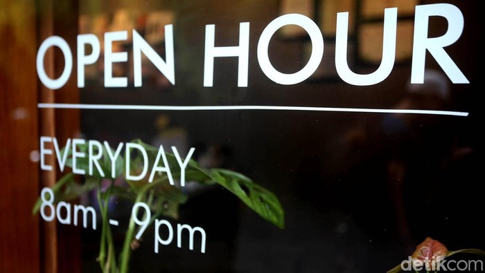 Slurpp... Menyeruput Kopi Manual Brew di Monday Morning Bintaro Monday Morning jadi salah satu kedai kopi yang menarik untuk dikunjungi di Bintaro. Kopi manual brew jadi salah satu menu yang menarik untuk dicicipi di sini.