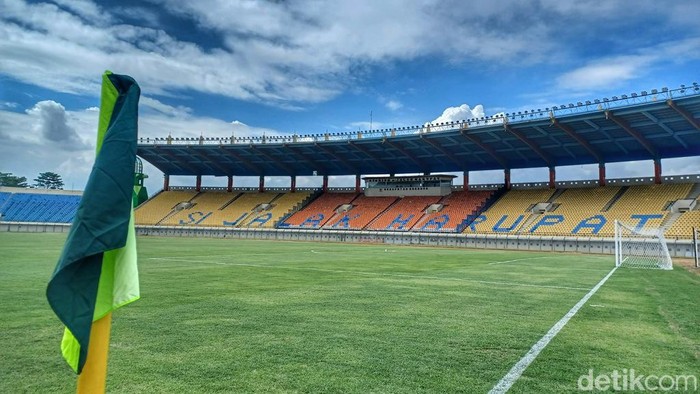 Stadion Si Jalak Harupat.
