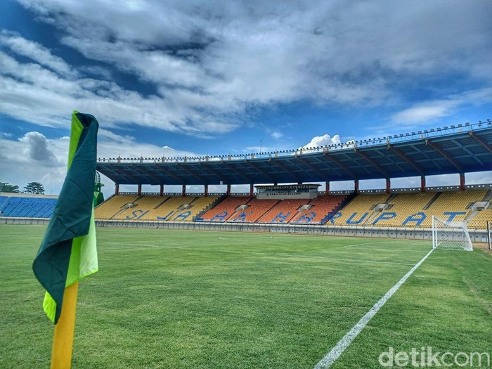 Stadion Si Jalak Harupat.