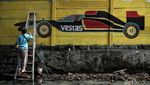 Warna-warni Mural Formula E Hiasi Dinding Kota di Jakarta Utara