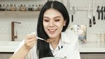 10 Potret Dapur Chef Devina Hermawan, Ada Pisau Rp 42 Juta