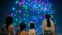 Atraksi tersebut langsung membuat para anak-anak terpukau.