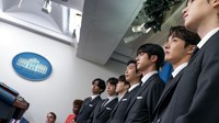 Kunjungan BTS terjadi beberapa hari setelah Biden kembali dari perjalanan pertamanya ke Asia sebagai Presiden, yang termasuk kunjungan tiga hari di Seoul dan pertemuan dengan Presiden Korea Selatan yang baru terpilih Yoon Suk Yeol. AP Photo/Andrew Harnik