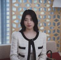 Suzy sukses memerankan Seo Dal Mi dalam drama Korea Start Up. Setelah dua tahun, sang aktris kembali lewat drama Korea Anna yang tayang di platform streaming Coupang Play mulai 24 Juni 2022. Foto: dok. Coupang Play