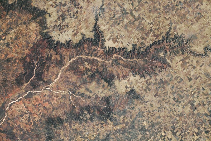 Foto Astronaut NASA Memotret Bumi, mulai dari India sampai Indonesia