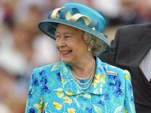 Harapan Warga London agar Ratu Elizabeth II Segera Sembuh