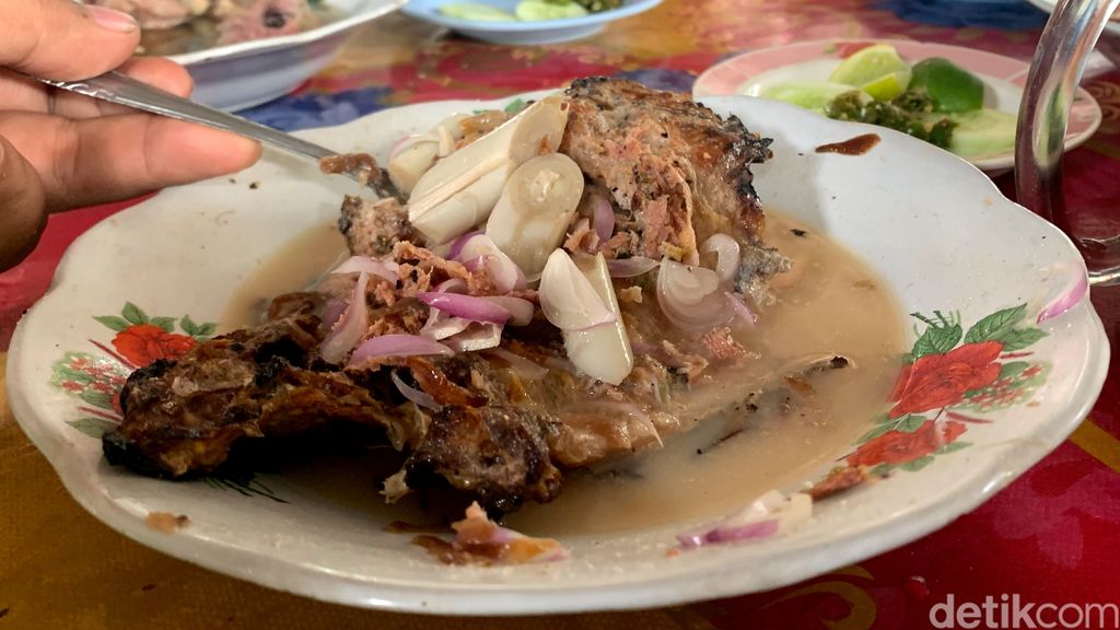 Holat, makanan khas dari Tapanuli Selatan.