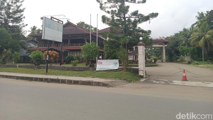 Hotel di Pangandaran yang sebelumnya disegel karena menunggak pajak kini dibuka kembali.