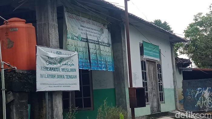 Kantor Khilafatul Muslimin Jawa Tengah di wilayah Desa Belangwetan, Kecamatan Klaten Utara, Klaten, Rabu (1/6/2022).