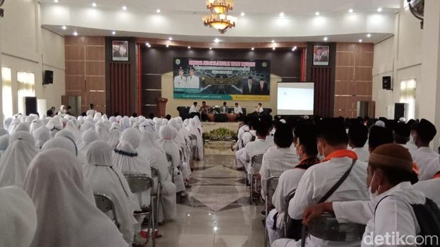 Manasik haji calon jemaah haji Majalengka.