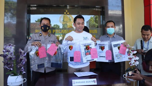 Polisi amankan penyebar foto bugil mantan di Lombok Barat.