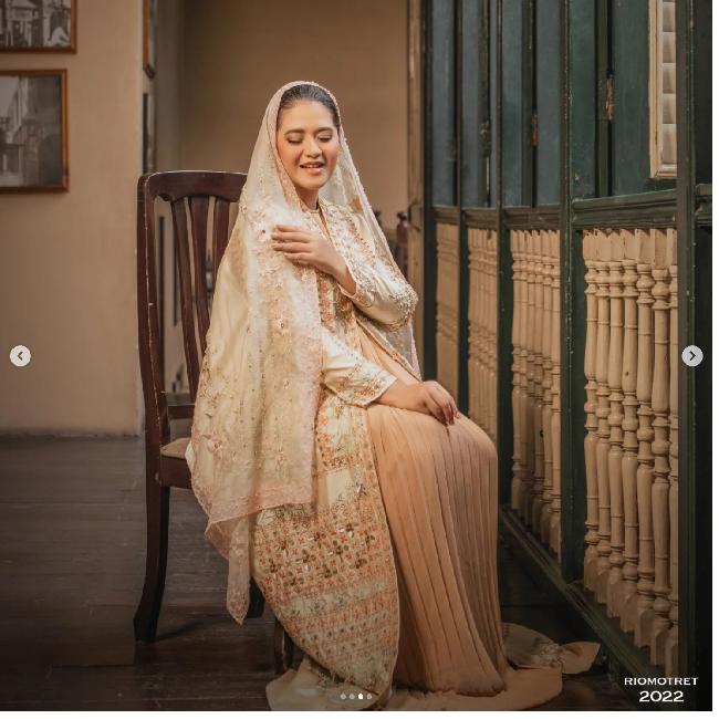 Menurut Gibran, Kahiyang Ayu tengah hamil besar. Sehingga istri Bobby Nasution itu tidak bisa naik pesawat. Kahiyang berada di Medan, kota yang menjadi tempat suaminya bertugas sebagai Wali Kota. Foto: Dok. Instagram@ayanggkahiyang