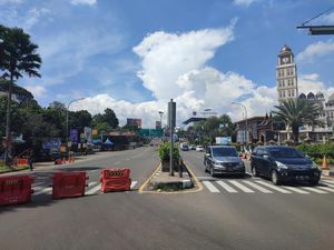 Ada One Way Arah Jakarta, Simpang Gadog Arah Puncak Bogor Ditutup
