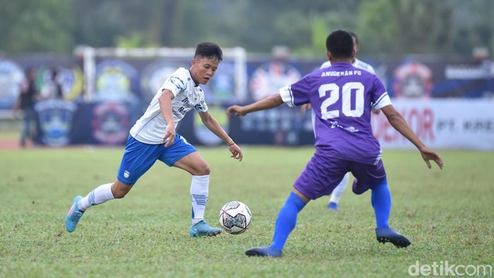 Ujicoba Persib versus Renggali FC di Batam