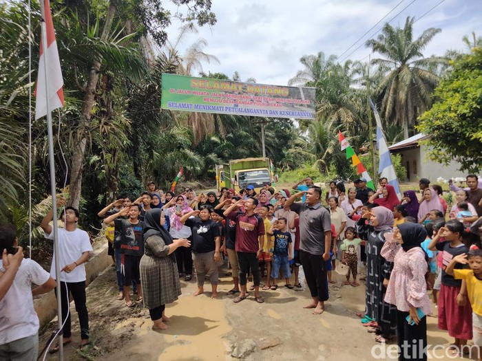 Upacara Hari Lahir Pancasila di Asahan, Sumut.