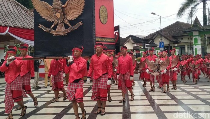 Upacara Hari Lahir Pancasila di Blitar