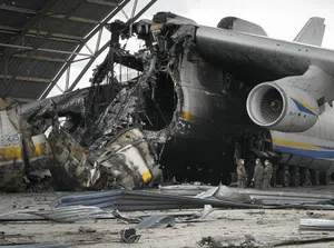 Potret 100 Hari Invasi Rusia, Ukraina Kian Porak-poranda