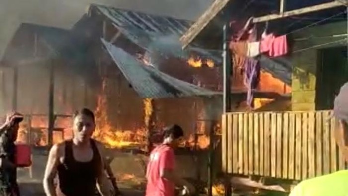 7 rumah terbakar di Kendari, Sultra.