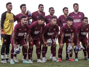 Susunan Pemain PSM Vs Persita: Donald Bissa Cadangan!