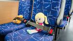 Ratusan Boneka Ini Duduk Manis dalam Bus-bus di Ukraina, Ada Apa?