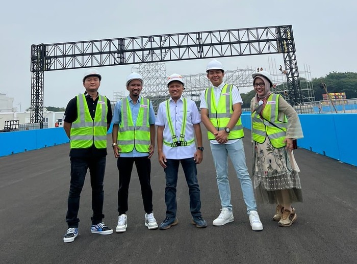 CEO & COO J99 Corp Danang Dwi Yuanto & Ganesya Widya