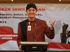 Survei Charta Politika: Ganjar Capres Teratas, Sandiaga Cawapres Terkuat