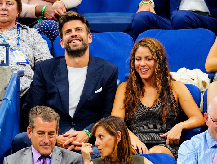 NEW YORK, NEW YORK - SEPTEMBER 04: (L-R) Shakira and Gerard Pique cheer on Rafael Nadal at the 2019 US Open on September 04, 2019 in New York City. (Photo by Gotham/GC Images)