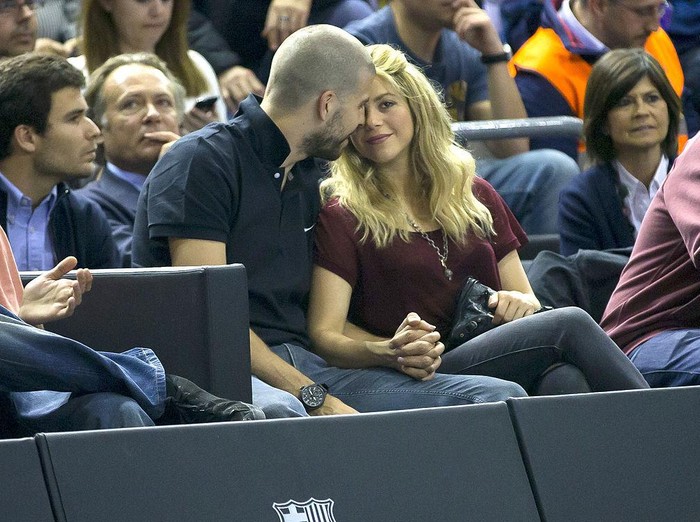 BARCELONA, SPAIN - APRIL 25:  Colombian singer Shakira and boyfriend, football player Gerard Pique, are seen watching Panathinaikos versus Barcelona basketball match on April 25, 2013 in Barcelona, Spain.  (Photo by Europa Press/Europa Press via Getty Images)