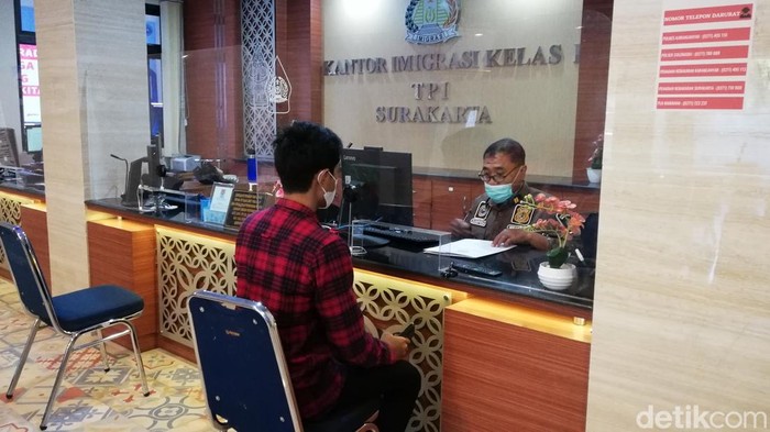 Kepala kantor Imigrasi Kelas I TPI Solo Winarko. Foto diunggah pada Kamis (2/6/2022).