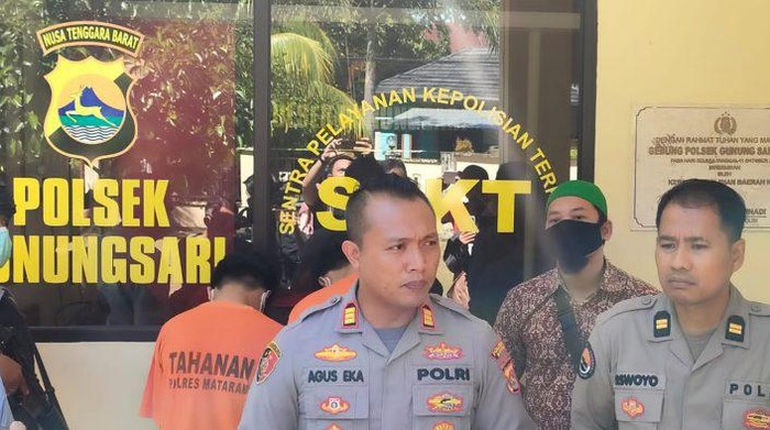 konferensi pers yang dilaksanakan di Mapolsek Gunungsari, Selasa (31/5/2022).
