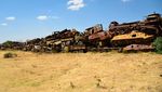 Foto: Kuburan Tank di Kota Asmara