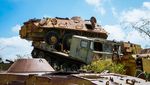 Foto: Kuburan Tank di Kota Asmara