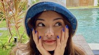 Saat itu Malika Bestari hadir di perayaan ulang tahun Afgan. Foto: Instagram Malika Bestari