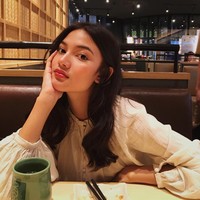 Memiliki paras yang cantik, tak heran jika Malika mampu membuat para pria menjadi terpesona. Walau kini Malika dan Afgan digosipkan sedang dekat, namun keduanya belum memberikan konfirmasi apapun mengenai hal itu. Foto: Instagram/@malika.bstr