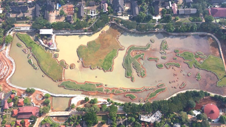 Miniatur Indonesia di TMII Miniatur Indonesia di TMII