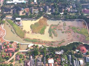 Brantas Abipraya Percantik Lanskap Miniatur Pulau & 4 Danau di TMII
